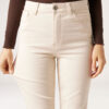 Ausgestellte Stretch-Jeans