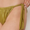Bikinihosen mit seitlicher Schnürung aus glänzendem Satin