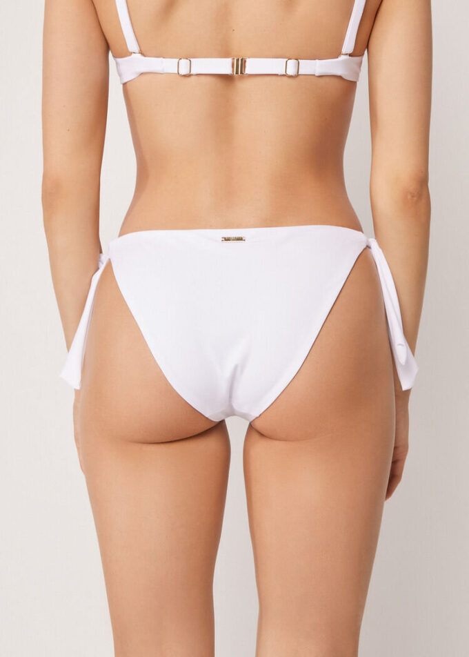 Bikinihosen mit seitlicher Schnürung, Premium-Passform
