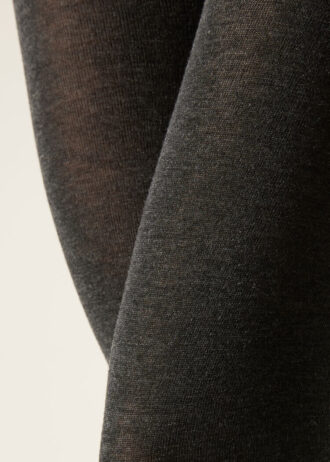 Blickdichte, matte Strumpfhose aus Kaschmir und Modal