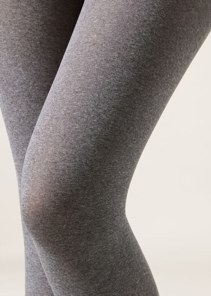 Blickdichte, matte, weiche und bequeme 50-Denier-Strumpfhose