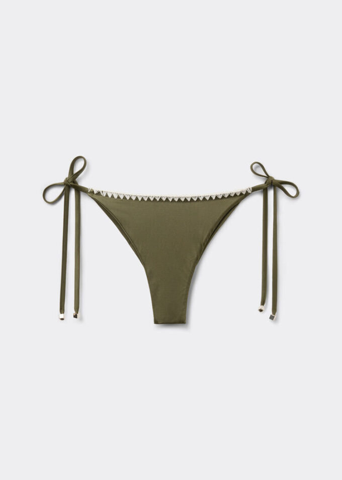 Brazilian-Bikinihose mit Schnürung und raffiniertem Glanz