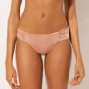 Drapierte Brazilian-Bikinihose aus glänzendem Satin