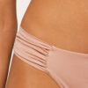 Drapierte Brazilian-Bikinihose aus glänzendem Satin