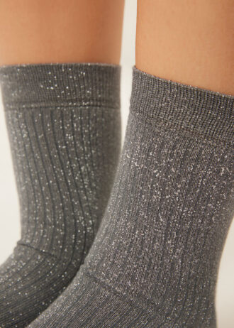 Gerippte Glitzersocken