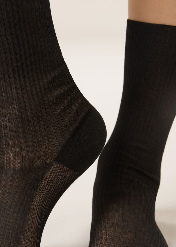 Gerippte Socken