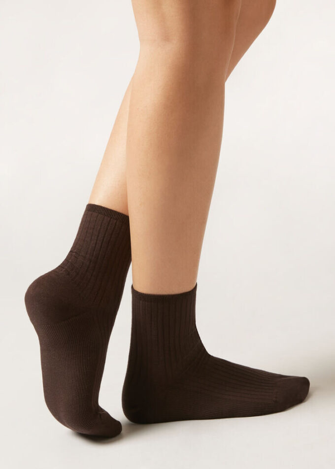 Gestreifte kurze Socken