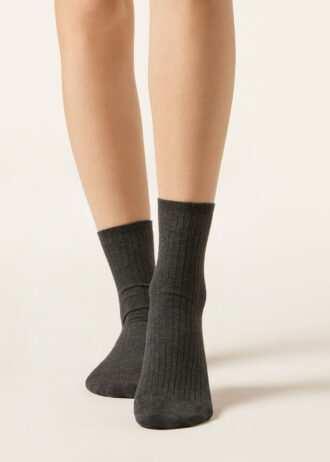 Gestreifte kurze Socken