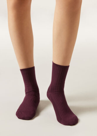 Gestreifte kurze Socken