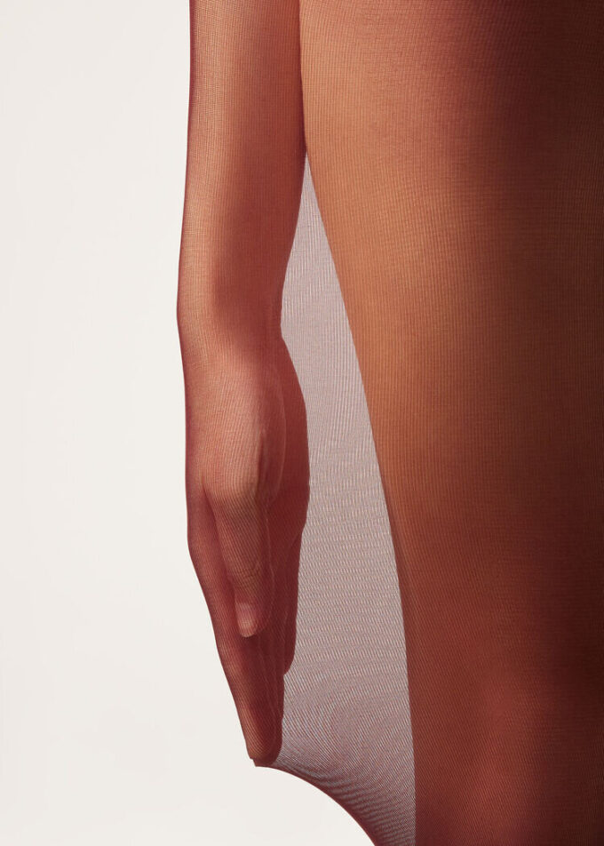 Halbtransparente, matte, unsichtbare 30-Den-Strumpfhose
