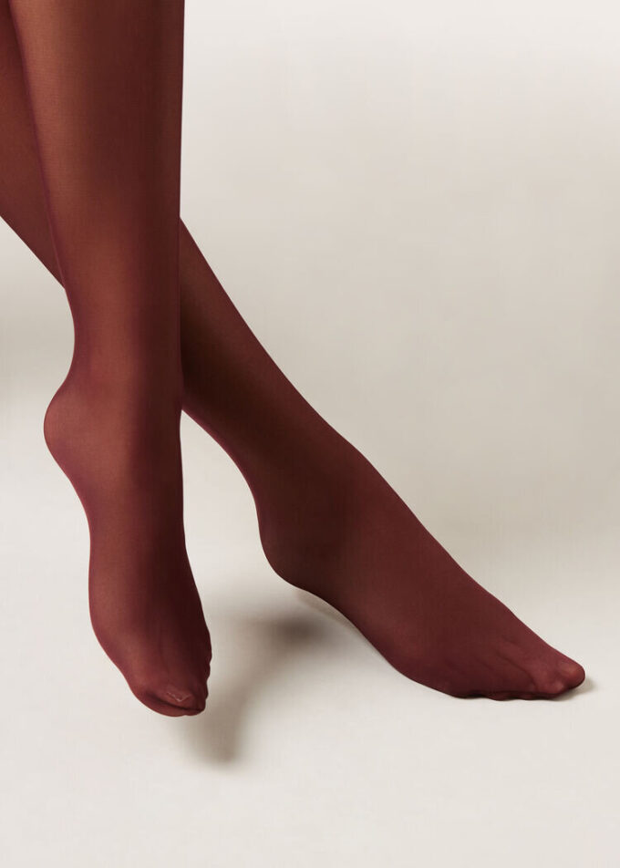 Halbtransparente, matte, weiche und bequeme 30-Den-Strumpfhose