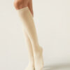 Hohe Socken aus Wolle und Baumwolle