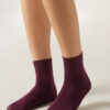 Kurze Socken mit verziertem Bündchen