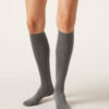 Lange gerippte Baumwollsocken