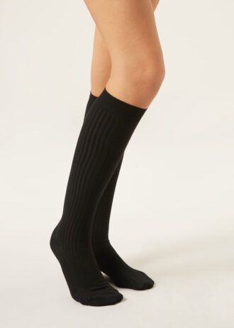 Lange gerippte Kaschmirsocken