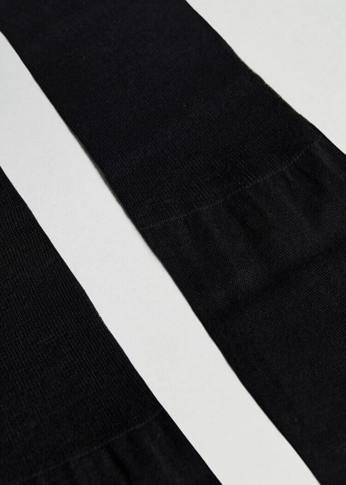 Lange Herrensocken aus Lisle-Garn