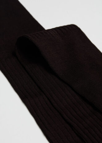 Lange Herrensocken aus Lisle-Garn mit Rippmuster