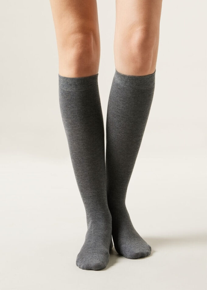 Lange Satin-Baumwollsocken
