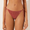 Satin-Bikinihosen im Brazilian-Bikini-Stil