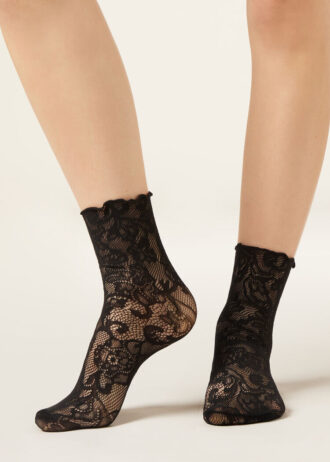 Socken mit Blumen-Spitzenmuster