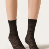 Socken mit Blumenmuster