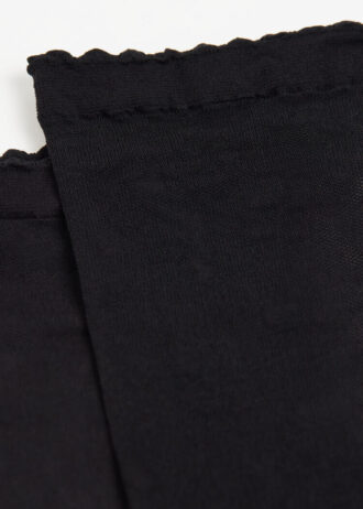 Socken mit Herz- und Punktmotiv