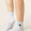 Socken mit Hundestickerei