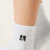 Socken mit Hundestickerei
