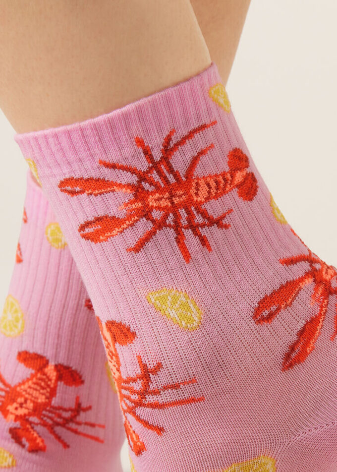 Socken mit Lebensmittelmotiven