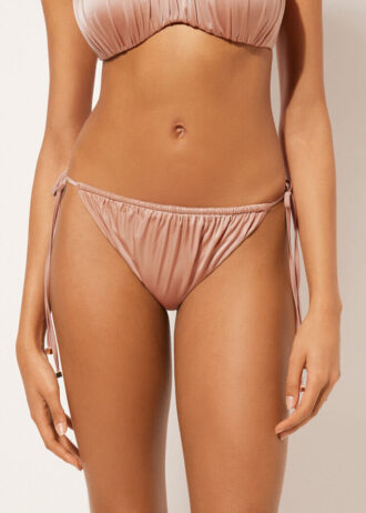 String-Bikinihose aus glänzendem Satin