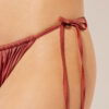 String-Bikinihose aus glänzendem Satin