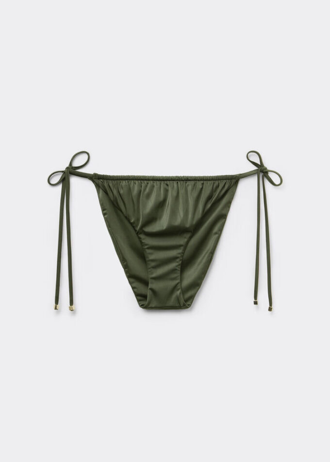 String-Bikinihose aus glänzendem Satin
