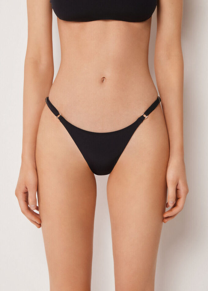 String-Bikinihose im Brazilian-Bikini-Stil, Premium-Passform