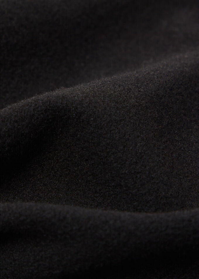Thermal-Hose mit ausgestelltem Bein und Beschichtungseffekt