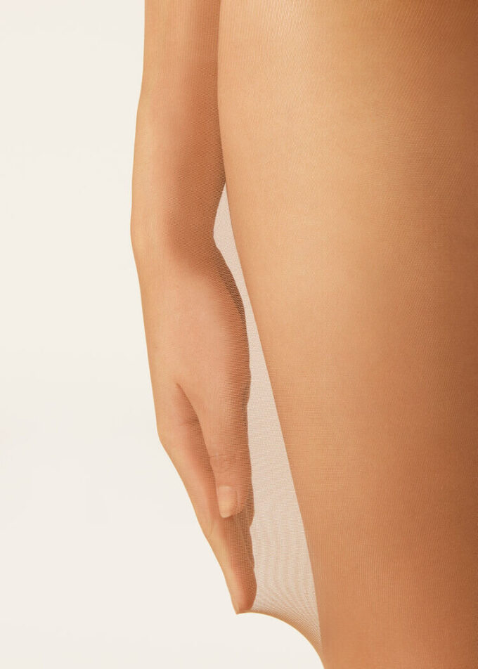 Transparente 30-Denier-Strumpfhose mit Control Top-Oberteil
