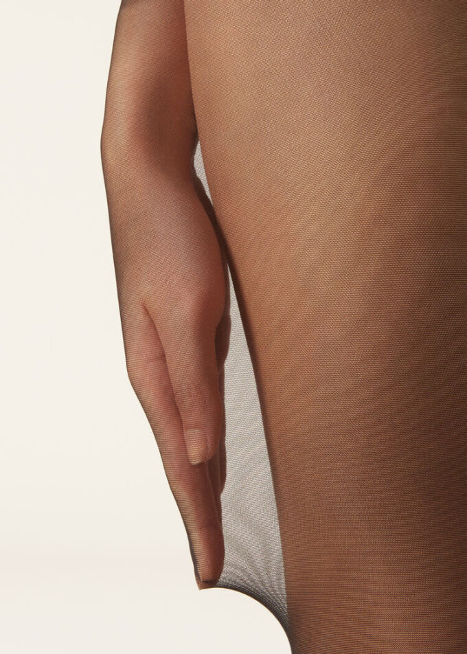 Transparente 30-Denier-Strumpfhose mit Control Top-Oberteil
