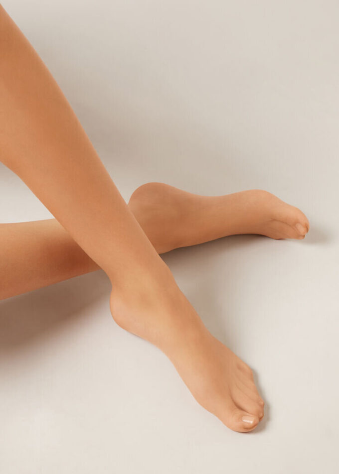 Transparente, matte Strumpfhose mit Make-up-Effekt, 15 Denier