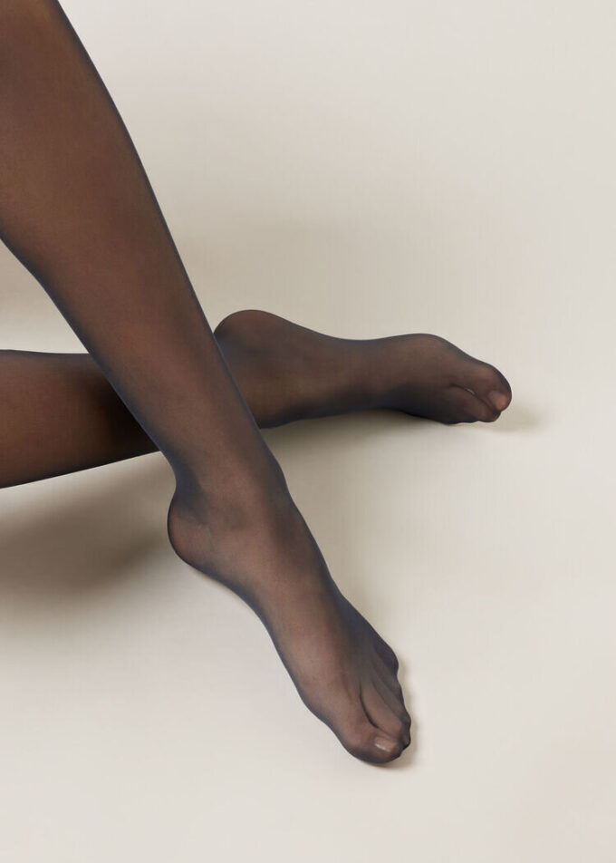 Transparente, matte, völlig unsichtbare 20-Den-Strumpfhose